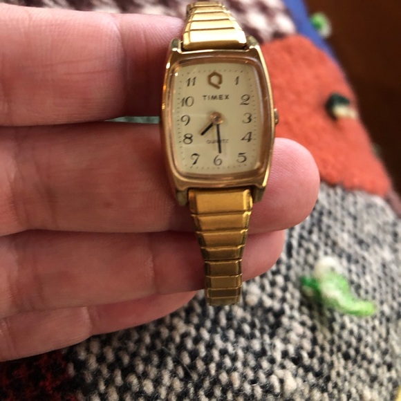 Vintage Ladies Timex Watch (N Cell & K Cell) Gold Tone - Picture 2 of 11